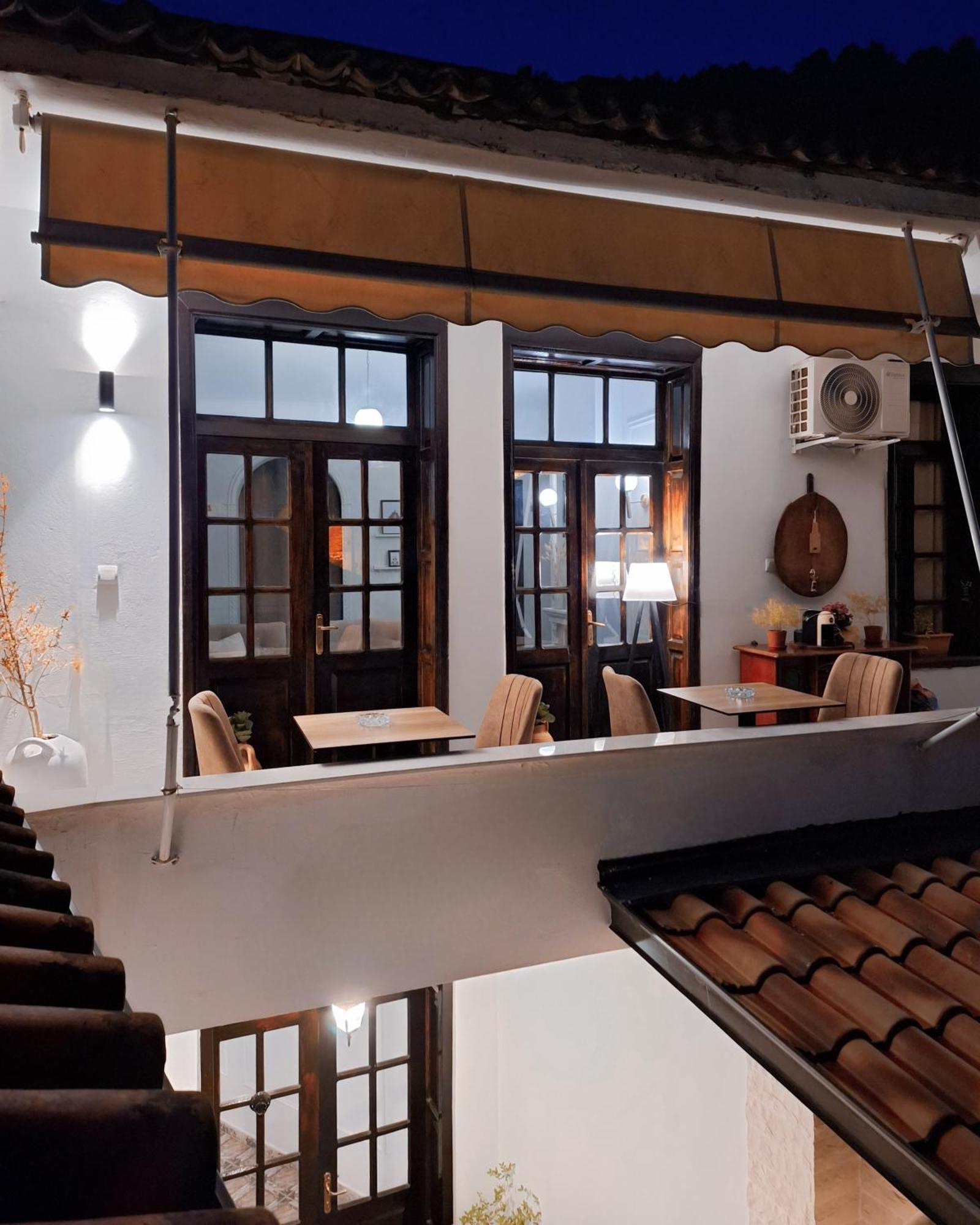 בראט Villa Mishel Suites מראה חיצוני תמונה